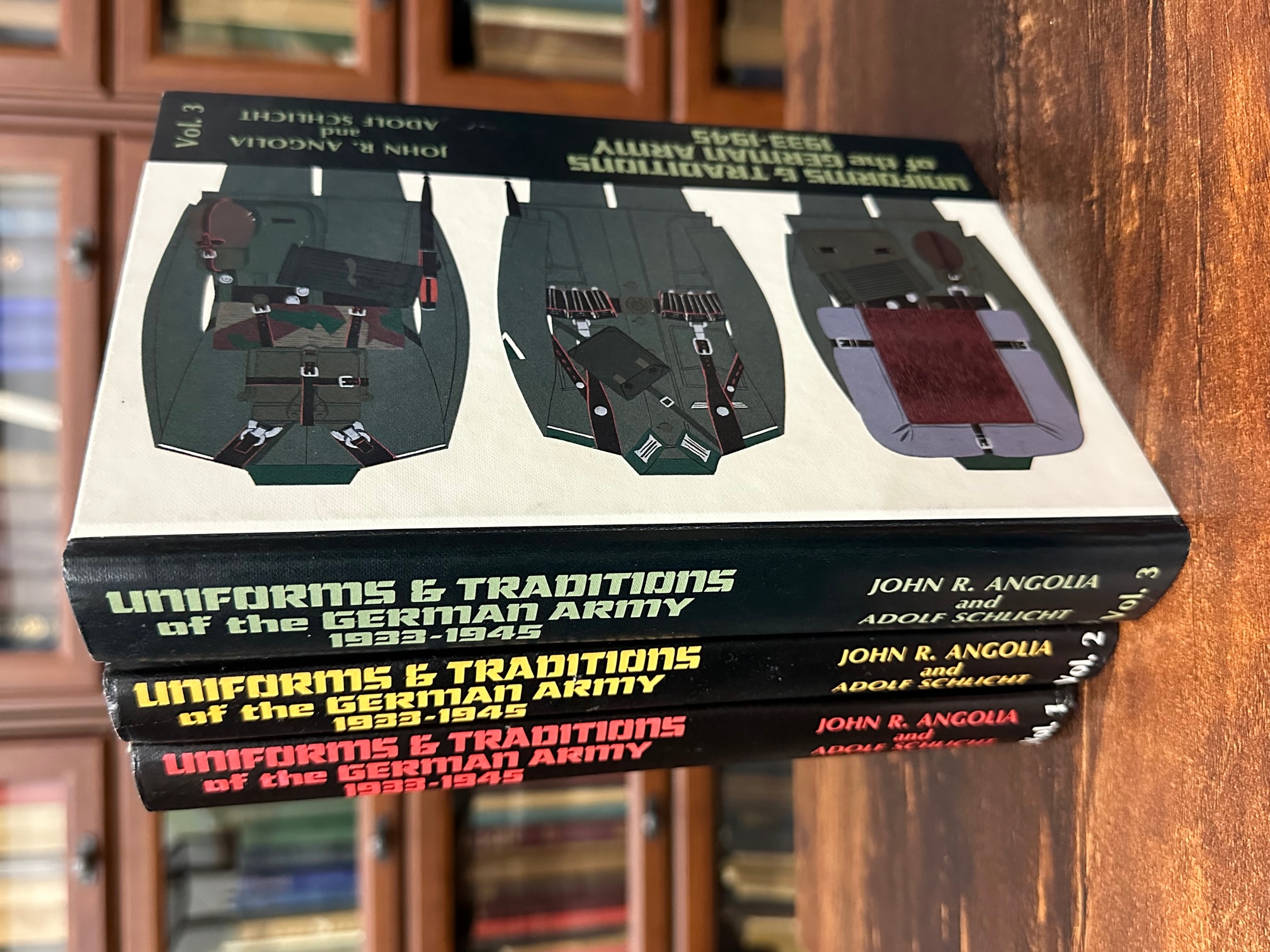その他 Uniforms & Traditions 1993-1945 Uniforms and Traditions of the German Army 1933-1945, Vol. 2